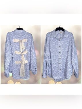 Oli & Hali Light Blue Striped Button-Down Shirt with Cream Bow-Back S